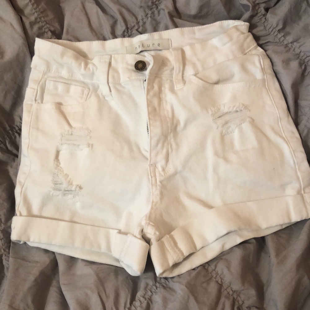 Nature White Distressed Shorts
